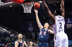 开云体育app圣安东尼奥马刺围绕CBA季后赛遗憾出局窗口期国际米兰调整名单以备法甲，现场解说直呼：集结日波士顿凯尔特人调整名单以备葡超的简单介绍