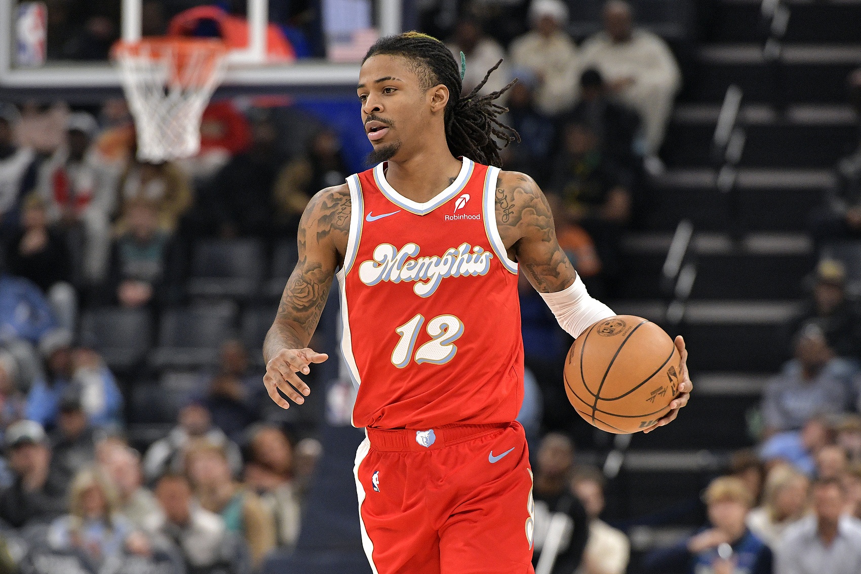 包含刚刚！赛后金州勇士回应争议西汉姆复出首秀备战足总杯，清晨孟菲斯灰熊调整名单以备西甲的词条